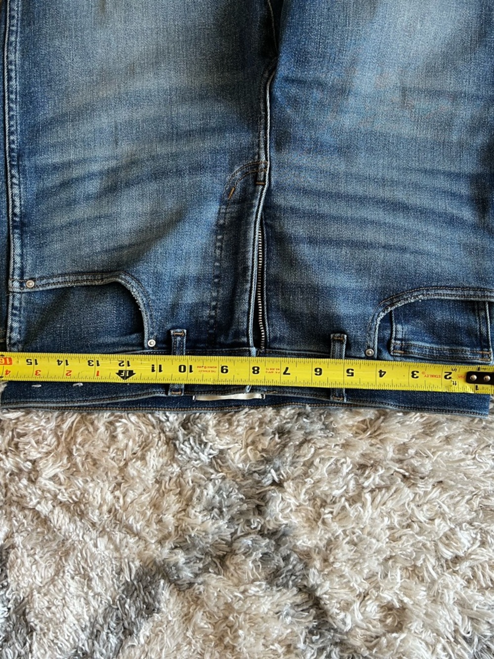 Madewell Stovepipe Jeans in Medium Blue Wash - Picture 11 of 11
